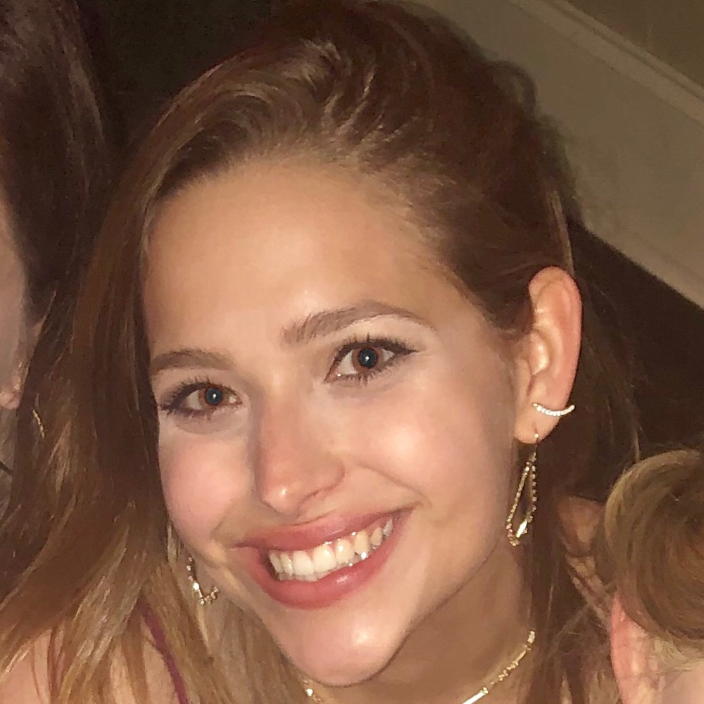 Meet your Posher, Elizabeth